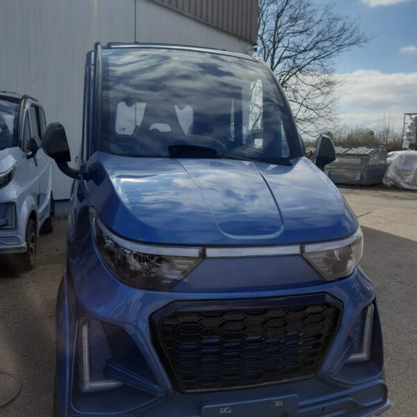Showroom Fahrzeug - Nelo 4.2 Blau