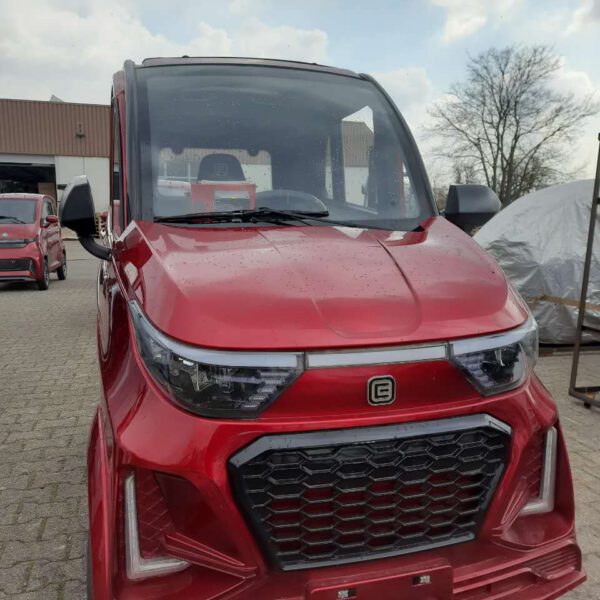 Showroom Fahrzeug - Nelo 4.2 Bordeaux
